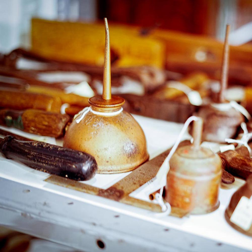 image of artefacts and antiques formerly in the Hale Aloha in Lahaina.